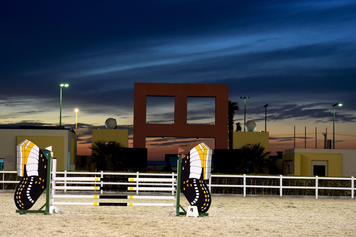 Show jumping fence in the MEC arena at dusk